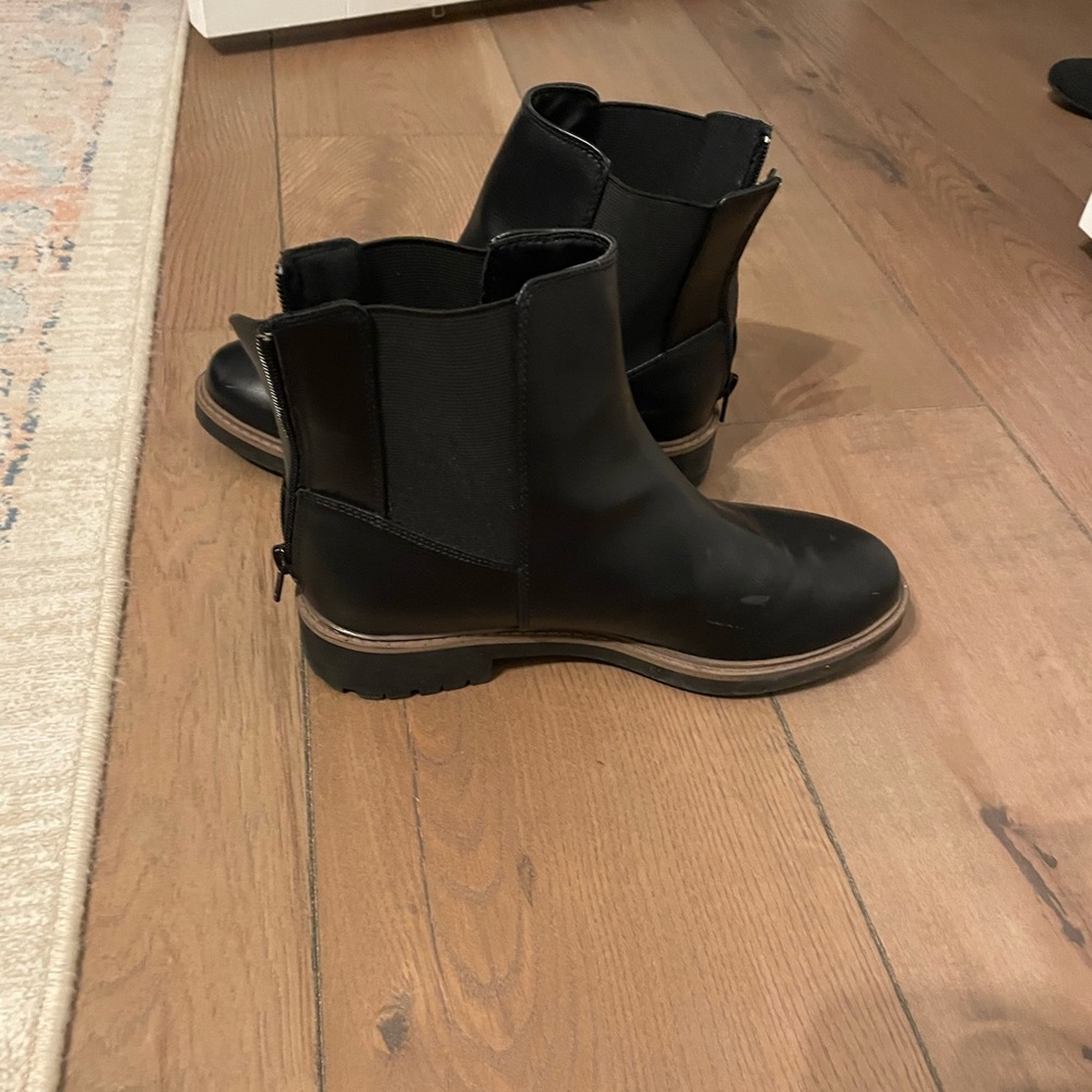 Espirit Sam Chelsea Black Ankle Boots - Picture 6 of 16